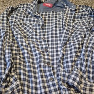 Wrangler Black and White Plaid Shirt